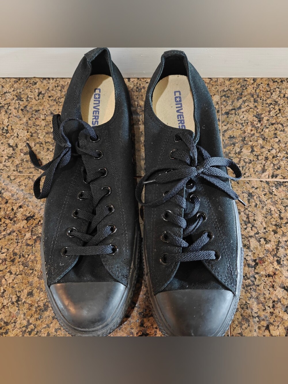 Converse Chuck Taylor All Star Low Triple Black Monochrome Sneakers Mens 10 Wome